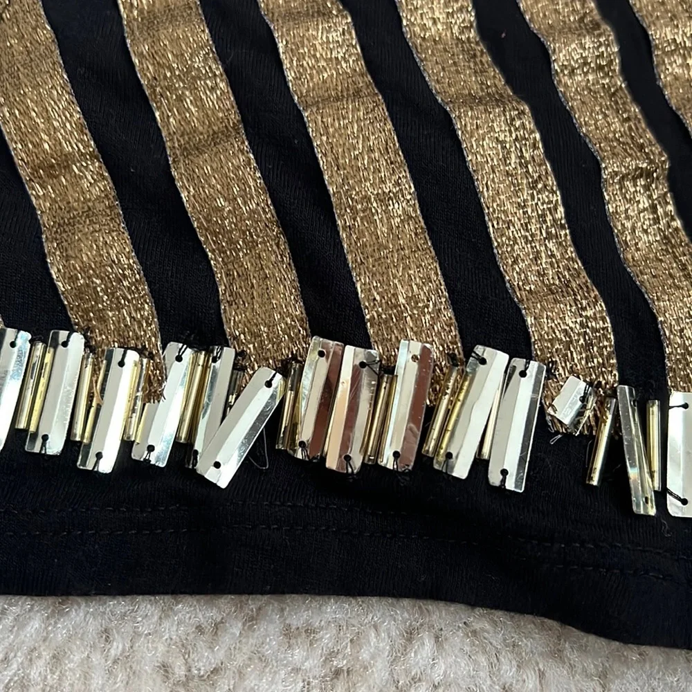 Retro Style Beaded Tank Top - Picture 2 of 4